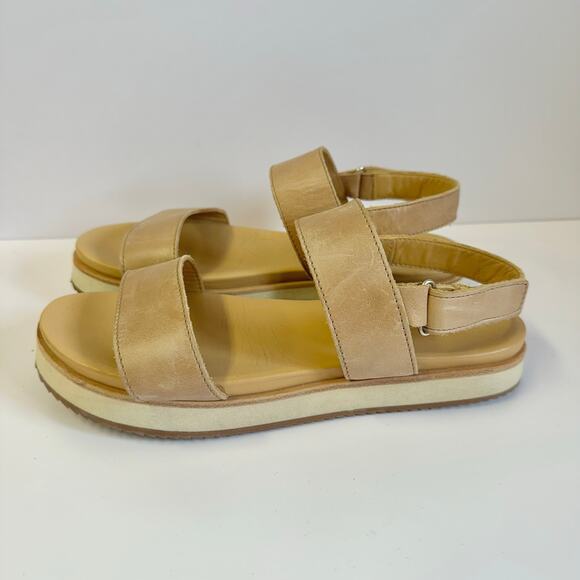 Nisolo Go-To Flatform Sandal in Almond Ankle Strap Size 9.5 Hook & Loop close - Picture 3 of 16